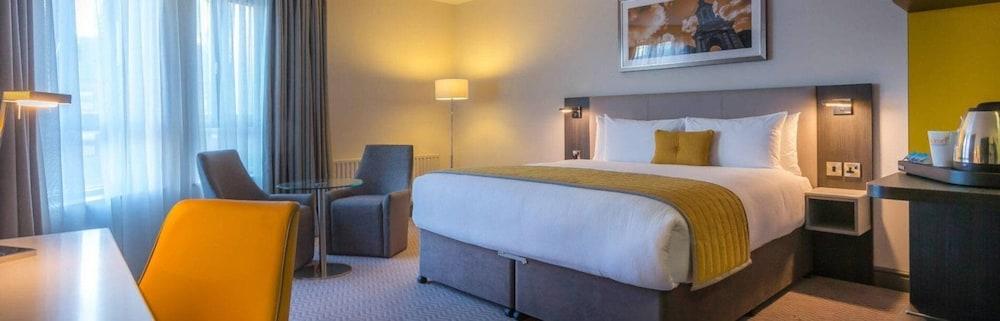 Maldron Hotel & Leisure Centre Limerick Junction エクステリア 写真